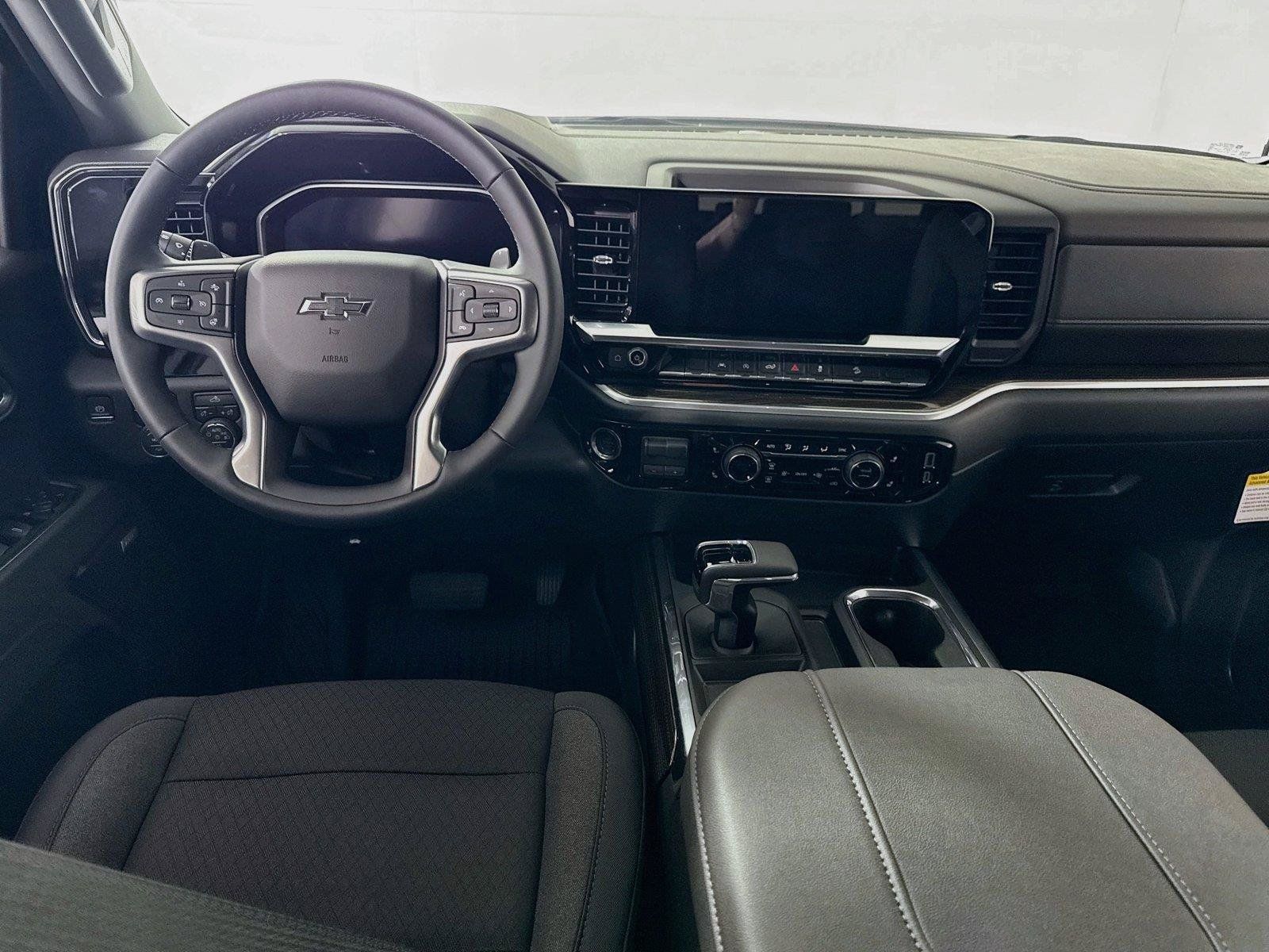 New 2026 Chevrolet Silverado 1500 RST AWD/4WD image 2