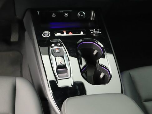 Certified 2025 Audi A5 2.0T Premium w/ Convenience Package AWD/4WD image 19