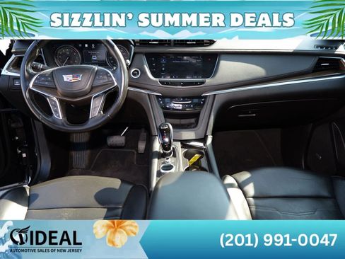 Used 2020 Cadillac XT5 Premium Luxury w/ Platinum Package AWD/4WD image 19