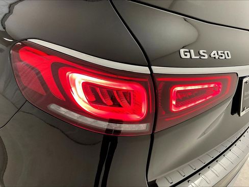 Certified 2023 Mercedes-Benz GLS 450 4MATIC image 23