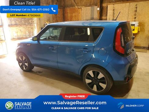 Used 2016 Kia Soul + w/ Designer's Package image 3