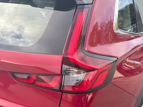Used 2023 Honda CR-V LX image 27