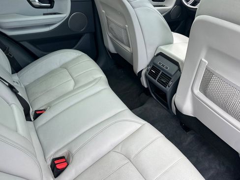 Used 2016 Land Rover Range Rover Evoque HSE image 30