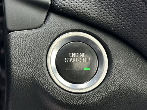 Used 2022 Chevrolet Equinox Premier image 21