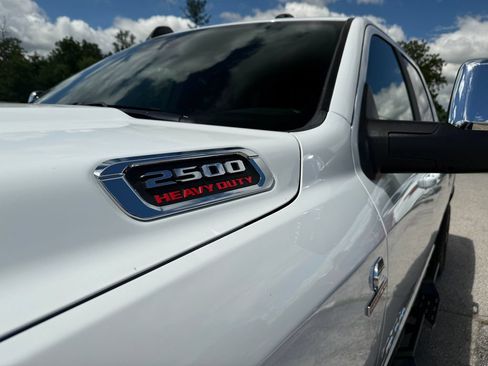 Used 2026 RAM 2500 Laramie AWD/4WD image 16