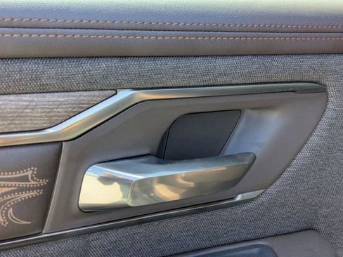 Used 2025 RAM 1500 Limited AWD/4WD image 23