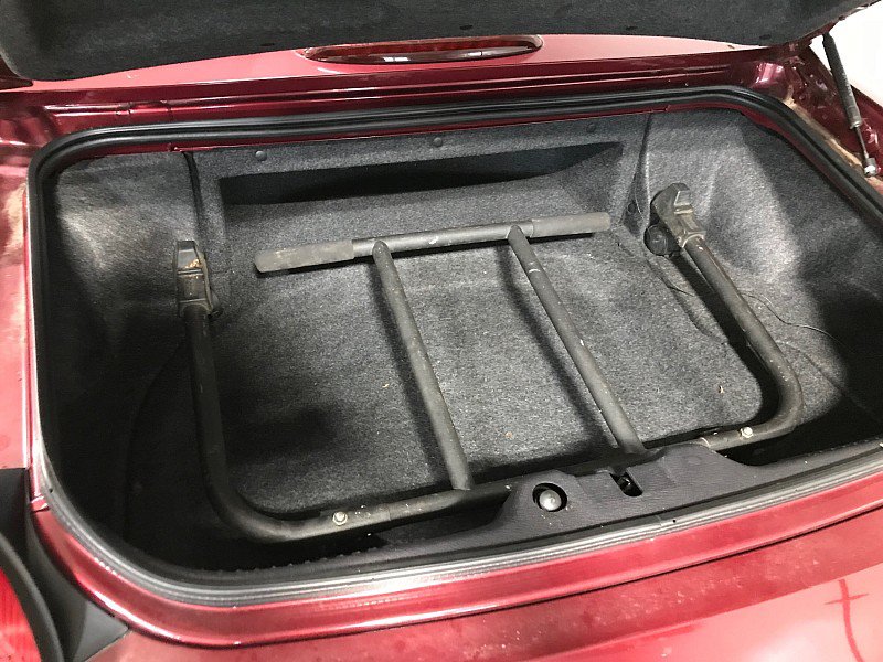 Used 2004 Ford Thunderbird RWD image 39