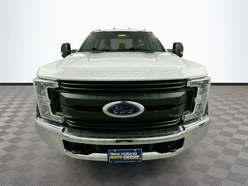 Used 2019 Ford F450 XL w/ XL Value Package RWD image 2