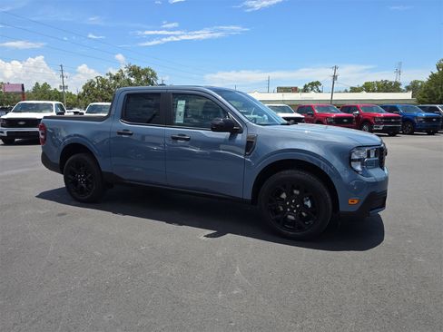 New 2025 Ford Maverick XLT w/ XLT Luxury Package image 2