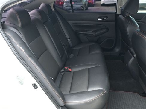 Used 2019 Nissan Altima 2.5 SR FWD image 19