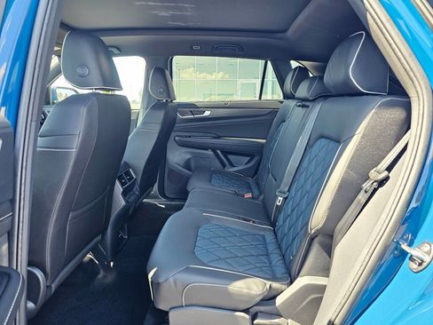 New 2026 Volkswagen Atlas Cross Sport SEL Premium R-Line AWD/4WD image 12