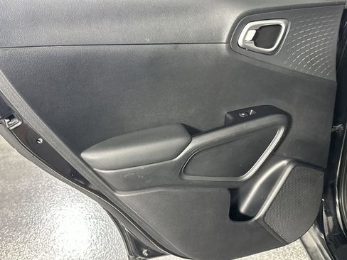 Used 2020 Kia Soul EX image 34