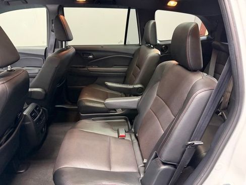 Used 2022 Honda Pilot Black Edition image 20