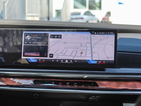 New 2026 BMW 740i image 14