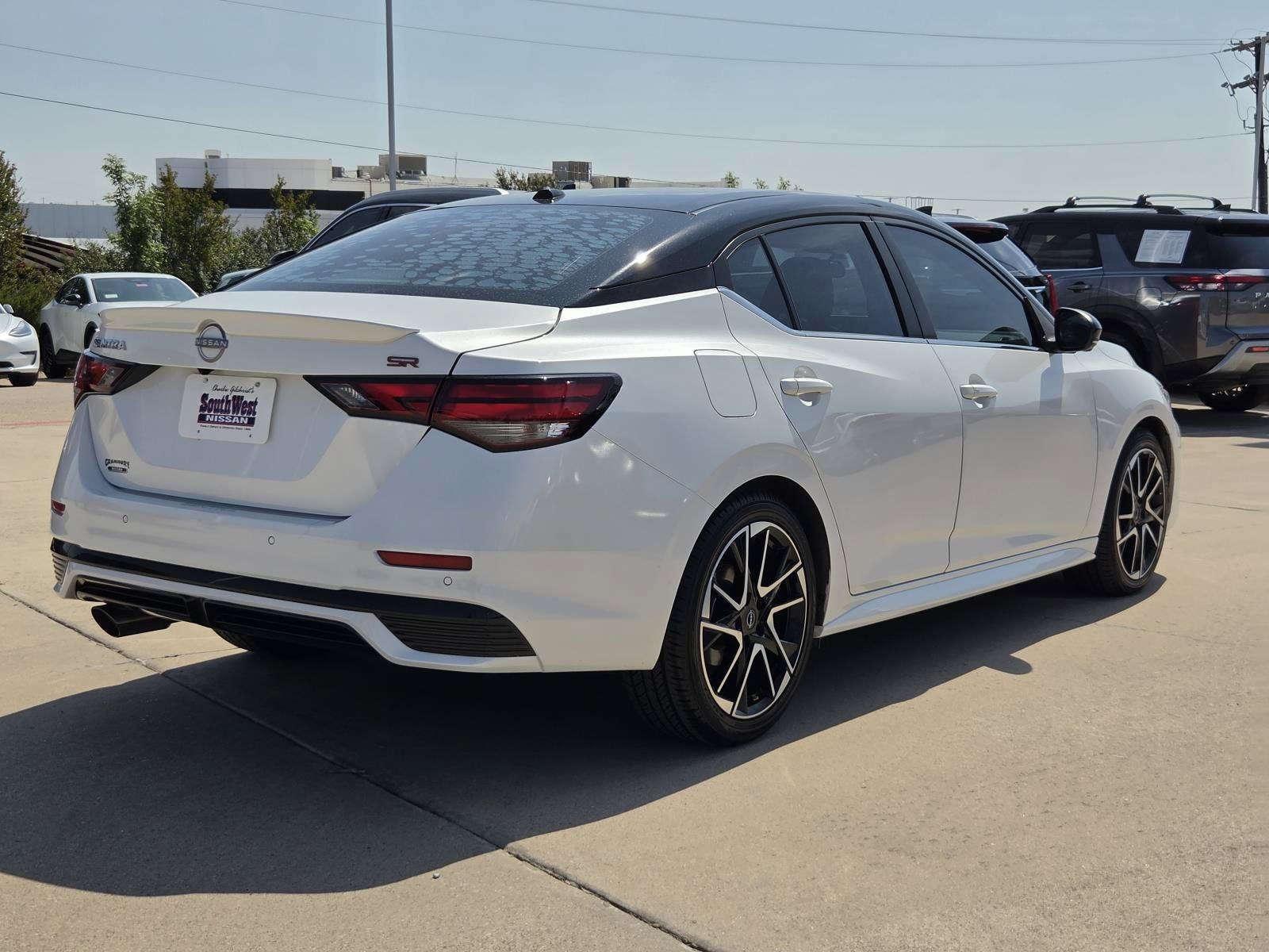 Certified 2024 Nissan Sentra SR w/ SR Premium Package FWD image 5