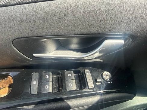 Used 2022 Hyundai Tucson SEL w/ Convenience Package FWD image 11