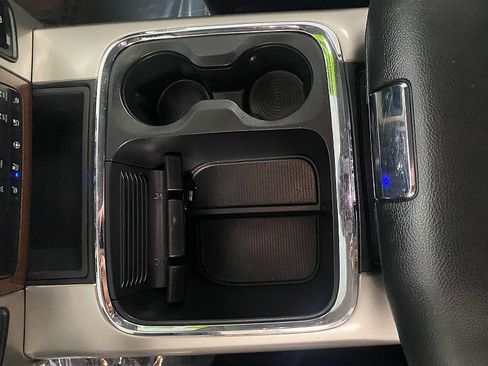 Used 2017 RAM 1500 Laramie w/ Convenience Group image 25