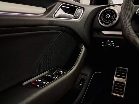 Used 2019 Audi S3 Premium Plus image 13