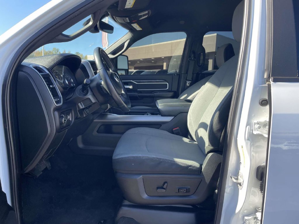 Certified 2024 RAM 2500 Big Horn w/ Off Road Package AWD/4WD image 22