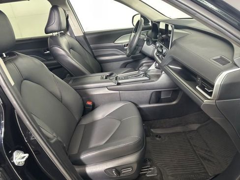 Used 2024 Toyota Grand Highlander AWD Hybrid image 19