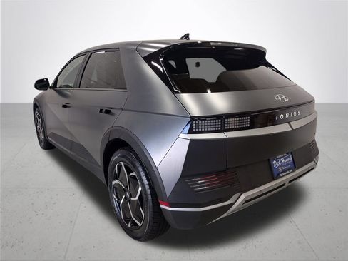 Certified 2023 Hyundai Ioniq 5 SEL w/ Cargo Package AWD/4WD image 13