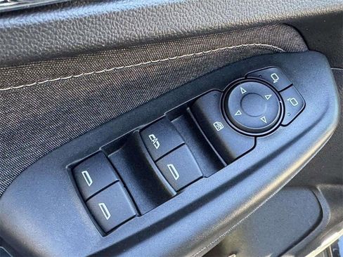 Used 2022 Chevrolet TrailBlazer ACTIV w/ Technology Package image 15