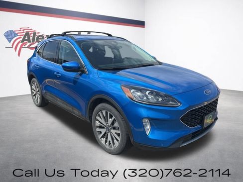 Used 2021 Ford Escape Titanium AWD/4WD image 3