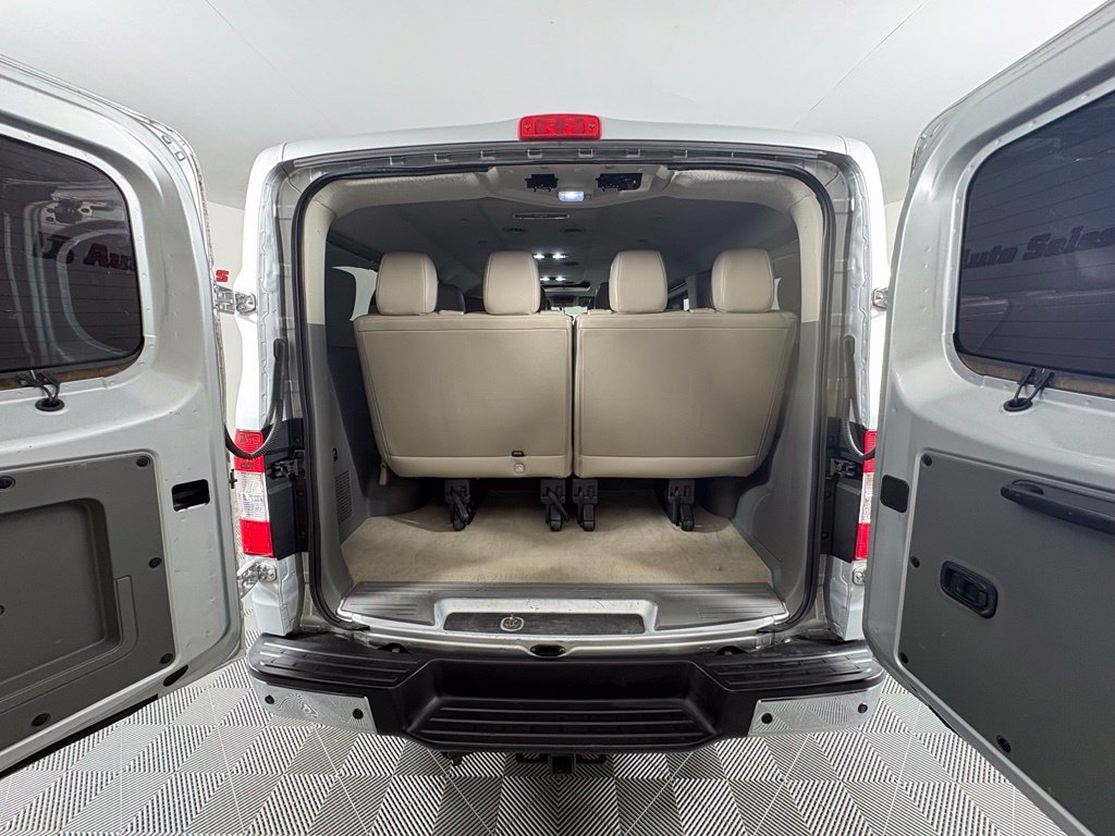 Used 2018 Nissan NV 3500 SL RWD image 48
