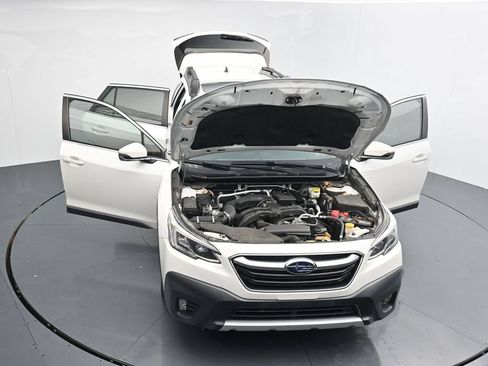 Used 2022 Subaru Outback Limited w/ Popular Package #2 AWD/4WD image 37