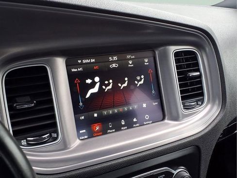 Used 2023 Dodge Charger SXT RWD image 6