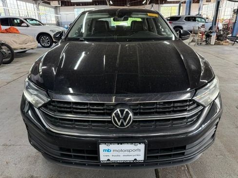 Used 2023 Volkswagen Jetta SE FWD image 6
