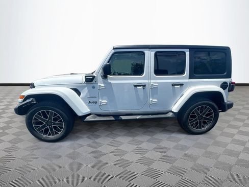 Certified 2023 Jeep Wrangler Unlimited Sahara AWD/4WD image 9