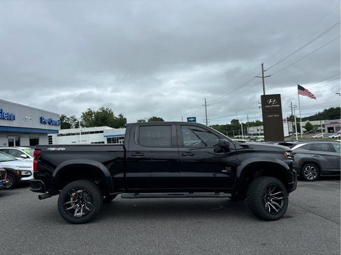 Used 2021 Chevrolet Silverado 1500 RST w/ All Star Edition Plus AWD/4WD image 3