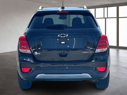 Used 2019 Chevrolet Trax LT w/ LT Convenience Package FWD image 6