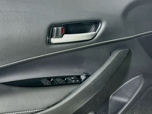 Used 2022 Toyota Corolla SE FWD image 24
