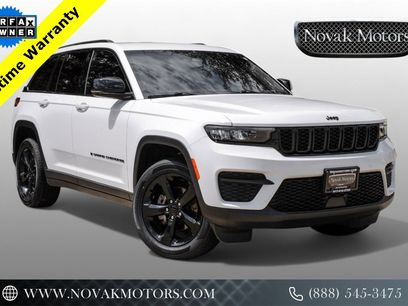 Used 2023 Jeep Grand Cherokee Altitude