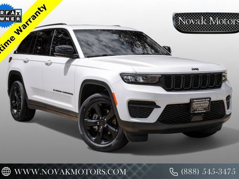 Used 2023 Jeep Grand Cherokee Altitude image 1