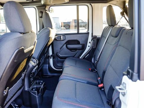 New 2025 Jeep Wrangler Unlimited Rubicon image 23