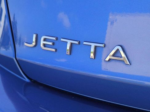 Used 2024 Volkswagen Jetta SE FWD image 26