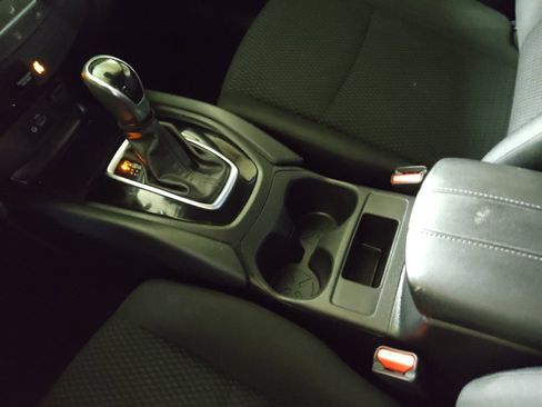 Used 2020 Nissan Rogue Sport S FWD image 26