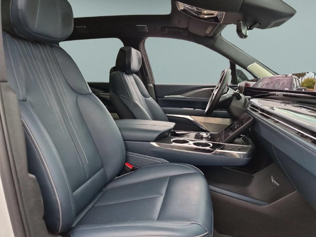 New 2025 Cadillac Escalade IQ Sport 2 AWD/4WD image 28