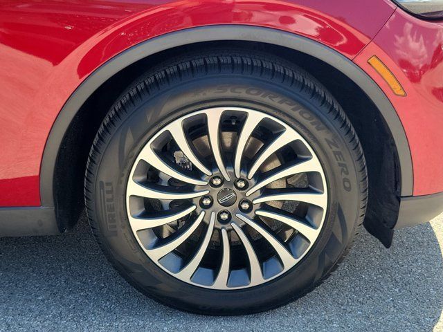 Used 2020 Lincoln Aviator Reserve w/ Elements Package Plus RWD image 12