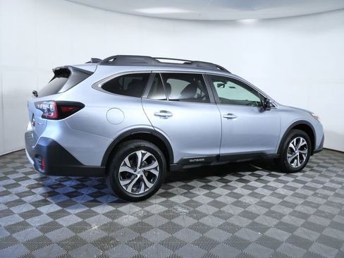 Used 2022 Subaru Outback Limited AWD/4WD image 8