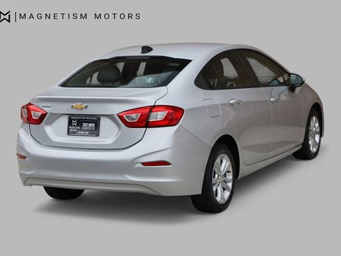 Used 2019 Chevrolet Cruze LS w/ LS Convenience Package image 7