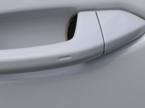 Used 2023 Audi Q4 e-tron Premium Plus w/ Premium Plus image 15