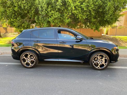Used 2024 Alfa Romeo Tonale Ti AWD/4WD image 6