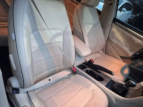 Used 2016 Volkswagen Passat 1.8T SE image 25