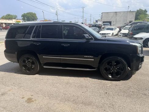 Used 2017 GMC Yukon Denali w/ Open Road Package AWD/4WD image 4