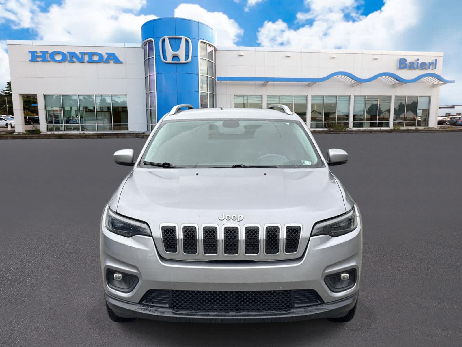 Used 2020 Jeep Cherokee Latitude Plus w/ Cold Weather Group AWD/4WD image 8