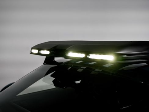 Used 2024 Porsche 911 Dakar image 38